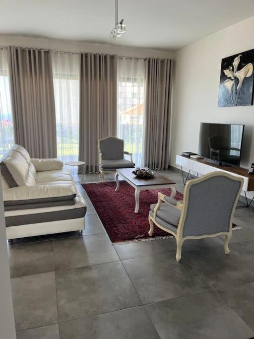 Moradia Com Piscina No Canico Zewnętrze zdjęcie